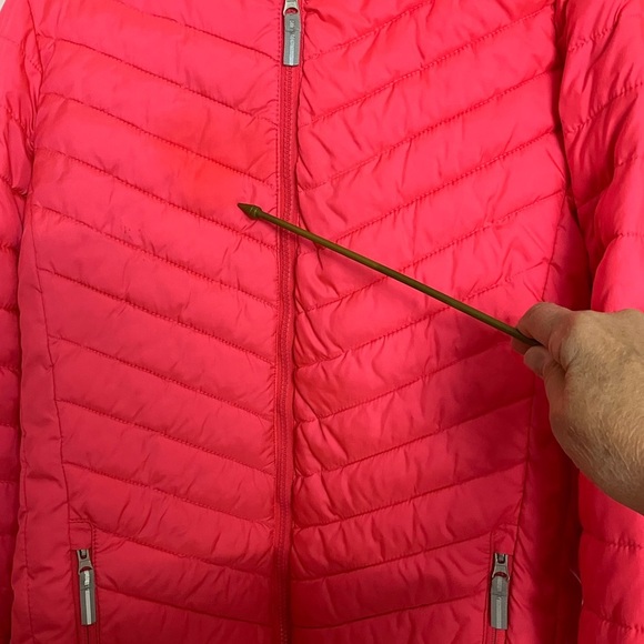 Girl’s Ski/Winter Puffer Jacket/Coat, XL (14-16) Neon Pink/Gray, C9 Champion - Picture 9 of 9